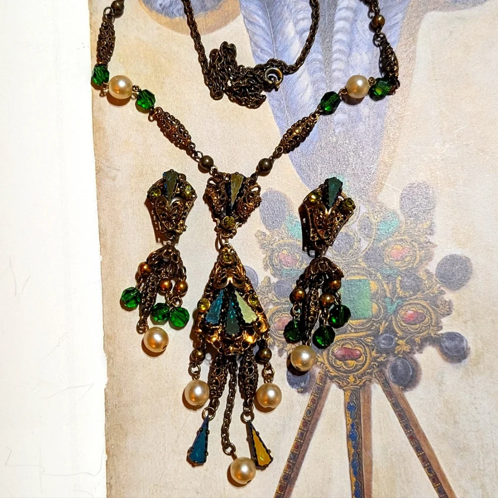 RARE Renaissance Revival W.Germany 1950s Filigree Demi Parure - Picture 3 of 8